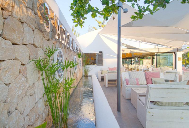 Villas S'Argamassa Санта Еулалия дел Рио Екстериор снимка