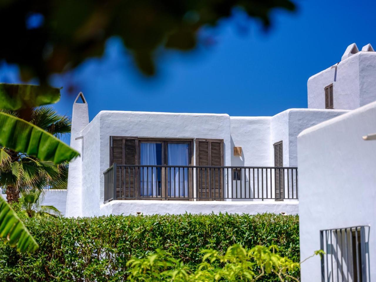 Villas S'Argamassa Санта Еулалия дел Рио Екстериор снимка
